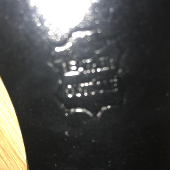 Shoes - Picture 6 of 6